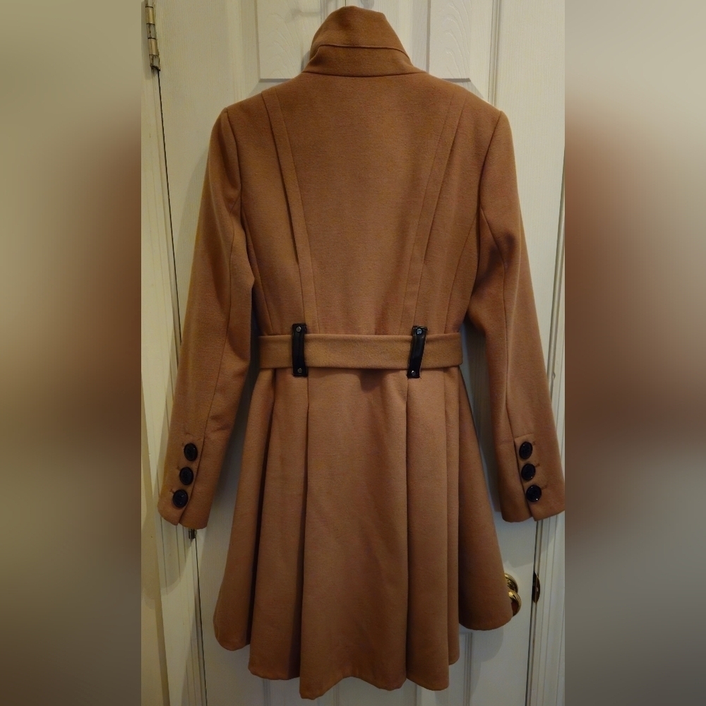 Steve Madden Tan High-Low, Skirted Hem Trench Coat - Size - Small - Picture 6 of 13